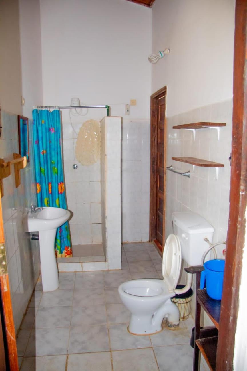 Hostel Pensao Ya Mute Chimoio Buitenkant foto